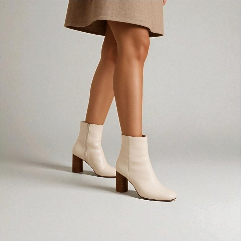 SANDRO Authentic off white Sacha boots/ Ankle Boots Size EU39/US8.5 - Picture 2 of 14